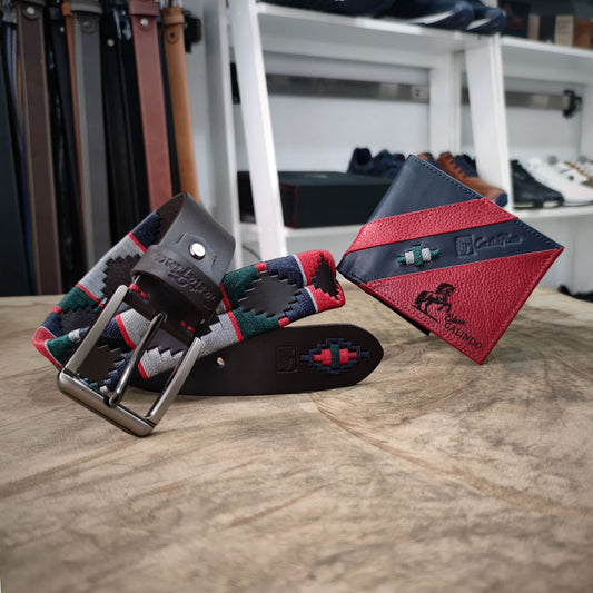 ESTAMPA – Tradición con Sello Propio | Cuero café oscuro con tejido gris, verde, azul turquí y rojo – Combo Legítimo CASTAFINA (Ref. CB-001)