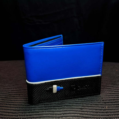 VANGUARDIA – Diseño que Rompe Esquemas | Cuero azul eléctrico con textura negra y bordado – Billetera CASTAFINA (Ref. BC-017)