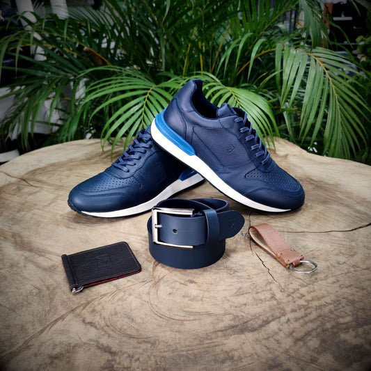 VITAL – Energía que Te Impulsa | Cuero azul oscuro con detalles azul rey – CASTAFINA SPORT ESENCIAL (Ref. ZCE-003)